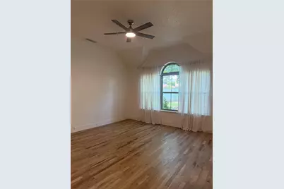 4527 Wescott Drive, Grand Prairie, TX 75052 - Photo 14