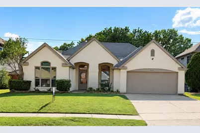 4527 Wescott Drive, Grand Prairie, TX 75052 - Photo 1