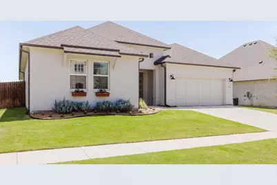 705 W Jockey, Willow Park, TX 76087 - Photo 2