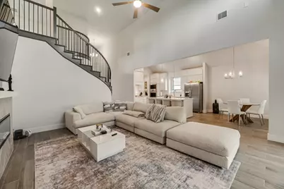 1112 E Hidden Lakes Drive, DeSoto, TX 75115 - Photo 10