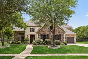 9041 Crockett Dr, Lantana, TX 76226 - Photo 2