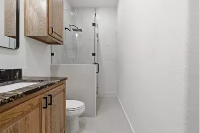 6107 Grande Cove Court, Granbury, TX 76049 - Photo 34