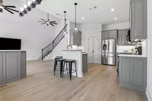 6107 Grande Cove Ct, Granbury, TX 76049 - Photo 10