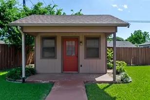 509 NW Mound St, Burleson, TX 76028 - Photo 28