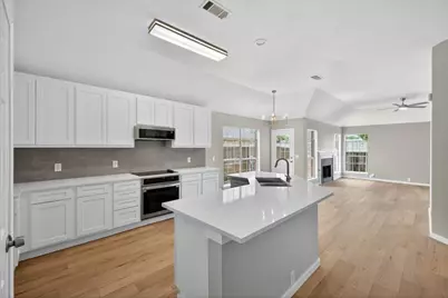 4045 Desert Mountain Drive, Plano, TX 75093 - Photo 10