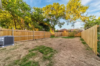 816 Lambert Street, Dallas, TX 75203 - Photo 32