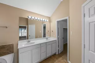1229 Ducks Landing, Frisco, TX 75033 - Photo 32