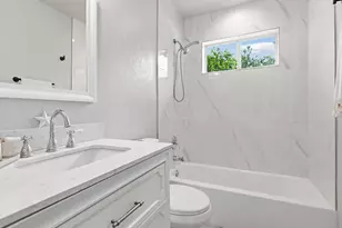 2125 Huntington Dr, Arlington, TX 76010 - Photo 18