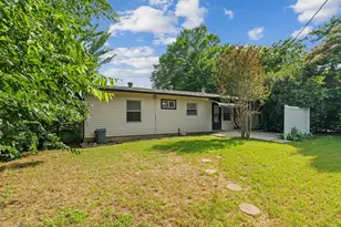 2125 Huntington Dr, Arlington, TX 76010 - Photo 20