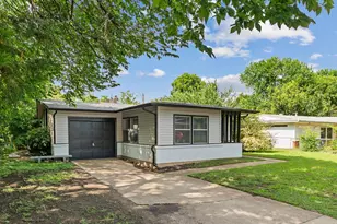 2125 Huntington Dr, Arlington, TX 76010 - Photo 4