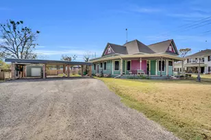 312 W 8th St, Ferris, TX 75125 - Photo 2