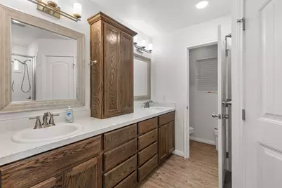 300 N Bermuda Street, Lacy Lakeview, TX 76705 - Photo 20