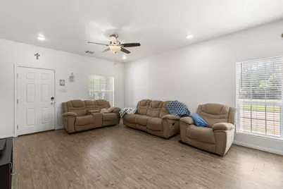 300 N Bermuda Street, Lacy Lakeview, TX 76705 - Photo 6