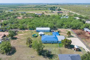8867 Spinks Rd, Abilene, TX 79603 - Photo 4