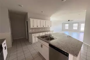 215 Woodland St, Anna, TX 75409 - Photo 2
