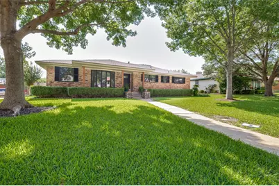 816 Misty Glen Drive, DeSoto, TX 75115 - Photo 2