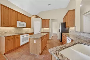 3500 Christopher Ln, Richardson, TX 75082 - Photo 8