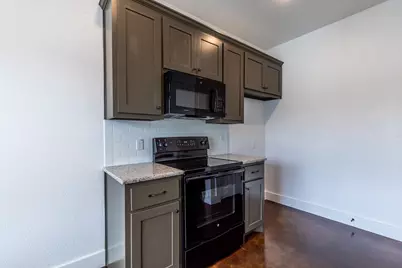 602 Washington Street, McGregor, TX 76657 - Photo 4