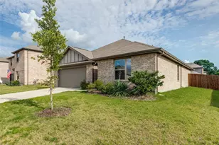 553 Meadow Run Dr, Van Alstyne, TX 75495 - Photo 2