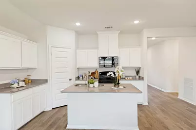 553 Meadow Run Drive, Van Alstyne, TX 75495 - Photo 10