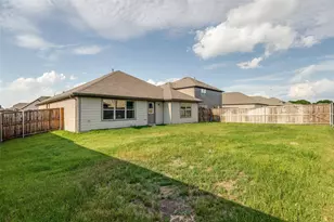 553 Meadow Run Dr, Van Alstyne, TX 75495 - Photo 24