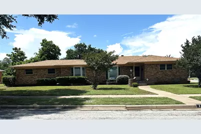 105 Lindenwood Drive, Lancaster, TX 75134 - Photo 1