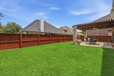 851 Branch Crossing, Lantana, TX 76226 - Photo 32