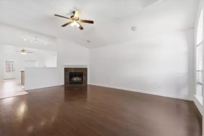 1424 Ridgecreek Drive, Lewisville, TX 75067 - Photo 2
