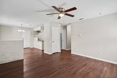809 E Bovell Street, Crowley, TX 76036 - Photo 4