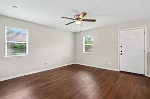 809 E Bovell St, Crowley, TX 76036 - Photo 2