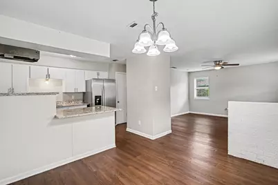 809 E Bovell Street, Crowley, TX 76036 - Photo 6