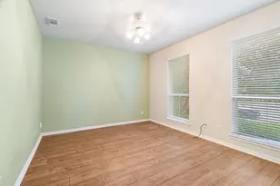 1628 Snowmass Pl, Lewisville, TX 75077 - Photo 12