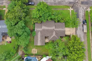 415 E Mona Ave, Duncanville, TX 75137 - Photo 2
