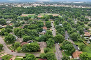 415 E Mona Ave, Duncanville, TX 75137 - Photo 24