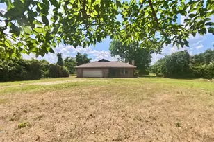 510 New Highland Rd, Springtown, TX 76082 - Photo 1