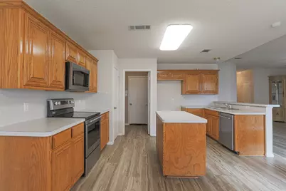 1807 Bertram Drive, Mansfield, TX 76063 - Photo 8