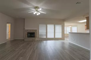 1807 Bertram Dr, Mansfield, TX 76063 - Photo 4