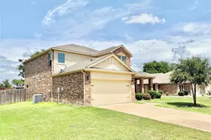 251 Cyrus St, Anna, TX 75409 - Photo 2