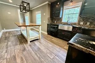 900 S Seaman St, Eastland, TX 76448 - Photo 8