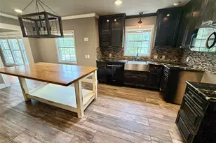 900 S Seaman St, Eastland, TX 76448 - Photo 6