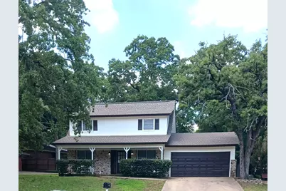 634 N Bowen Road, Arlington, TX 76012 - Photo 1