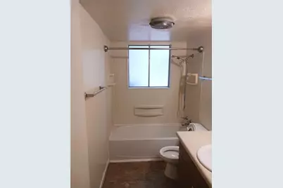 634 N Bowen Road, Arlington, TX 76012 - Photo 6