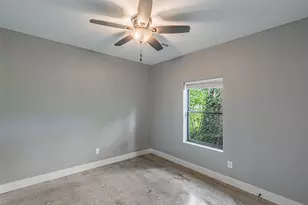 714 E Crawford St, Denison, TX 75021 - Photo 14