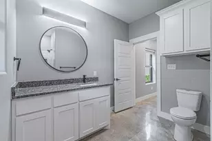 714 E Crawford St, Denison, TX 75021 - Photo 10