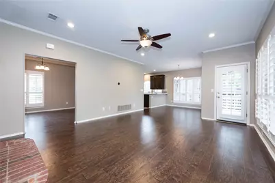 2640 Creekside Court, Highland Village, TX 75077 - Photo 12
