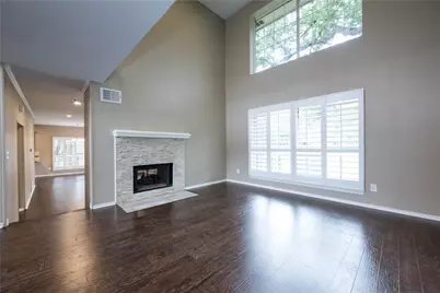 2640 Creekside Court, Highland Village, TX 75077 - Photo 4