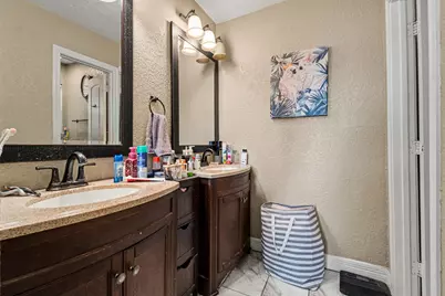 4133 Logan Street, Irving, TX 75062 - Photo 20