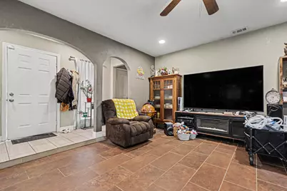 4133 Logan Street, Irving, TX 75062 - Photo 4