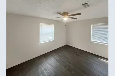 3008 Farrell Lane, Fort Worth, TX 76119 - Photo 12