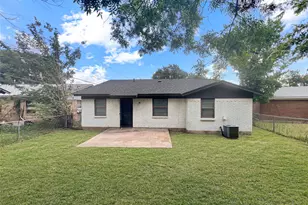 3008 Farrell Ln, Fort Worth, TX 76119 - Photo 22
